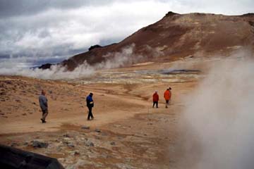 Schwefelschlammtöpfe des Solfatarenfeld